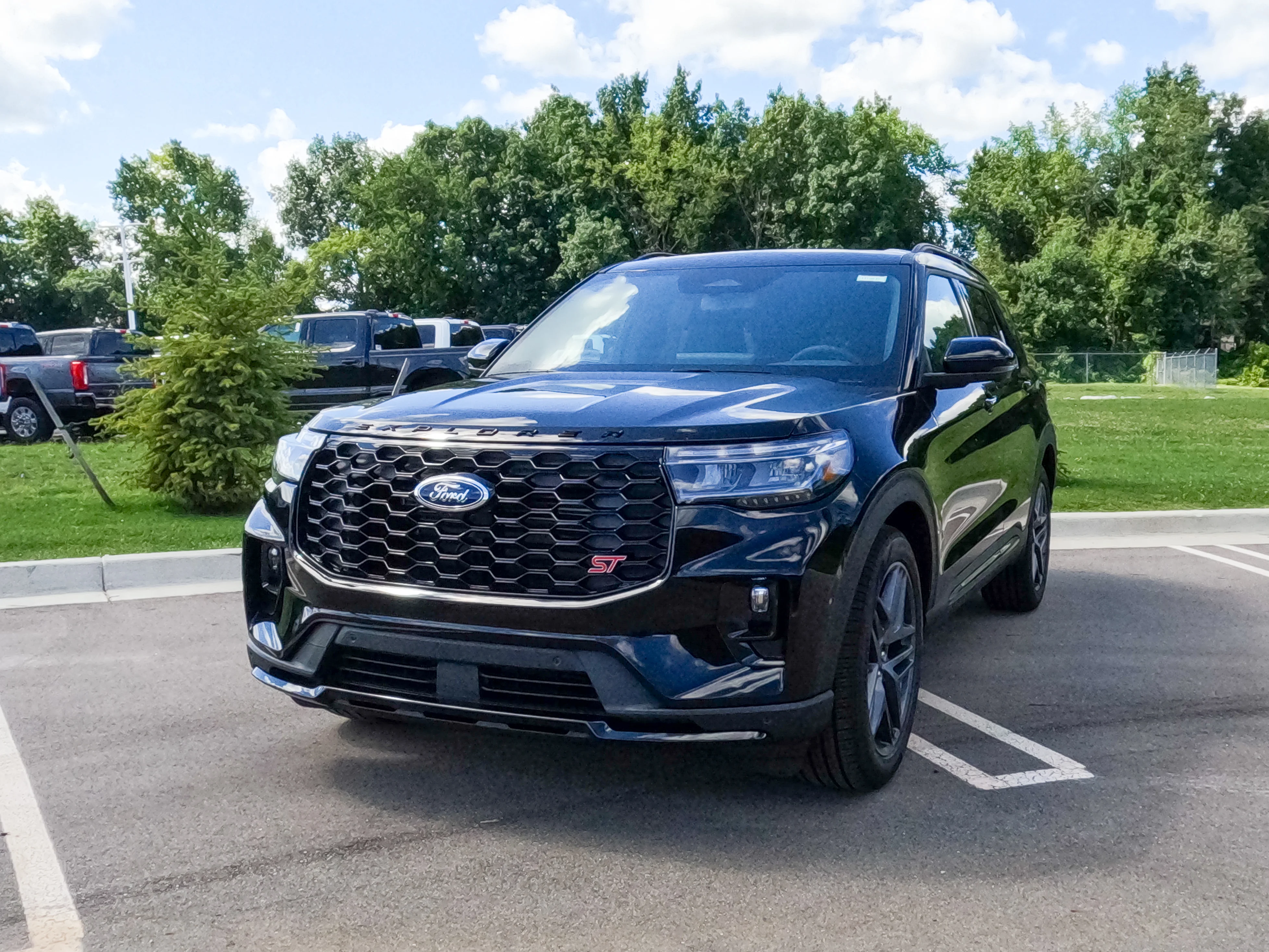 A 2025 Ford Explorer available at a Bob Maxey Ford dealership