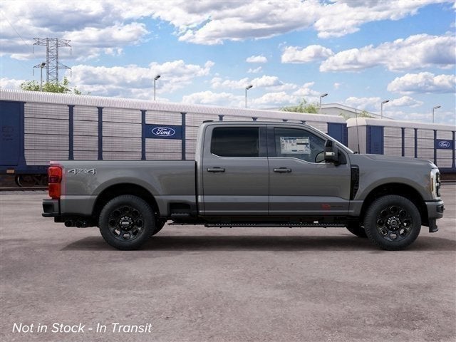 2027 Ford F-350SD Lariat