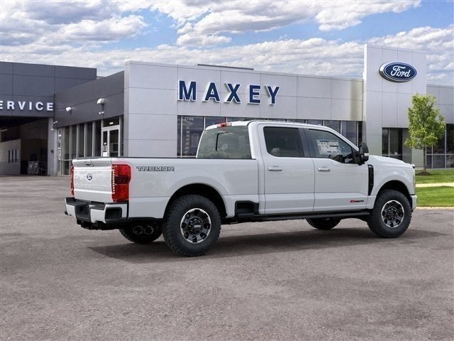2027 Ford F-350SD XLT