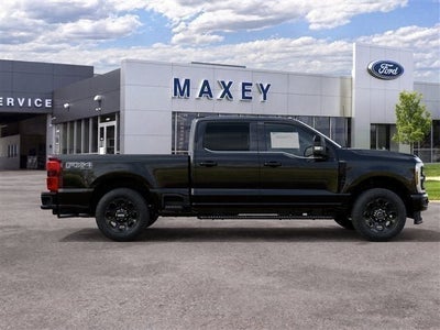 2027 Ford F-350SD Lariat