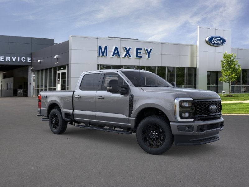 2026 Ford Super Duty F-350® XLT