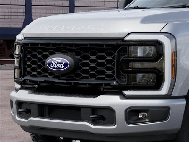 2027 Ford F-350SD XLT