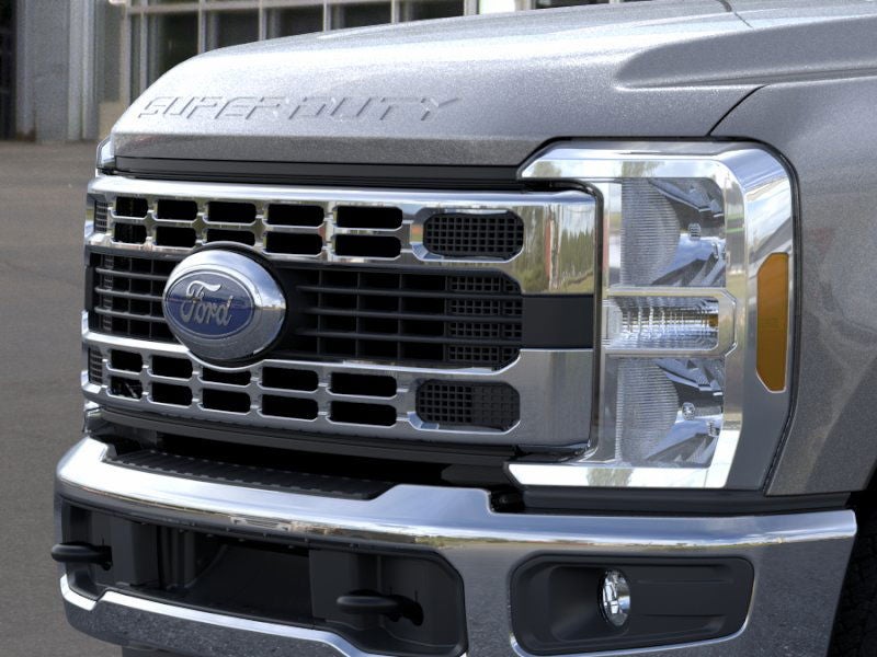 2026 Ford Super Duty F-350® XLT