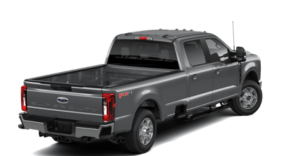 2026 Ford Super Duty F-350® XLT