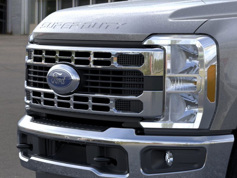 2026 Ford Super Duty F-350® XLT