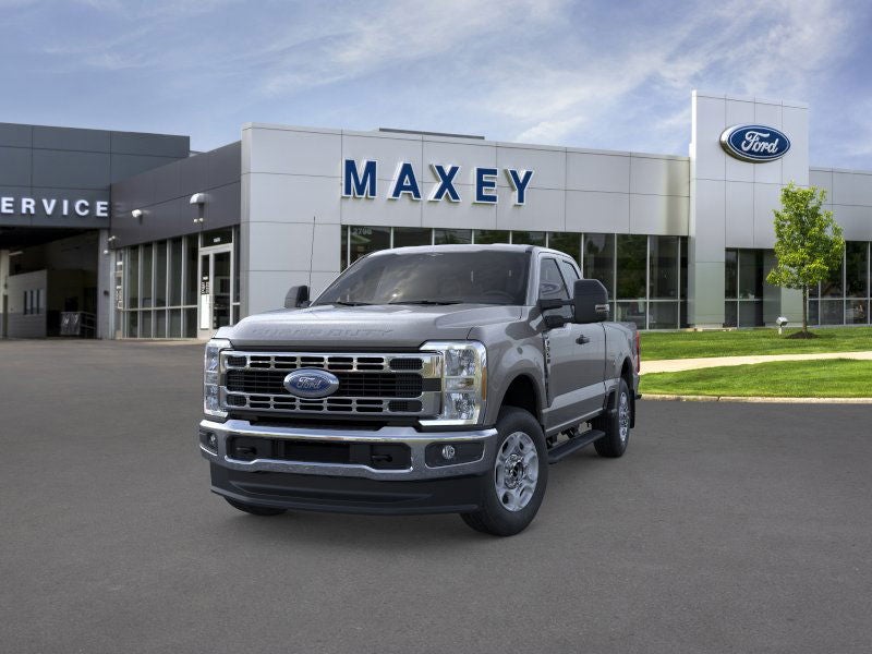 2026 Ford Super Duty F-350® XLT