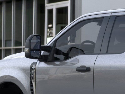 2026 Ford Super Duty F-350® XLT