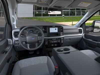 2026 Ford Super Duty F-350® XLT