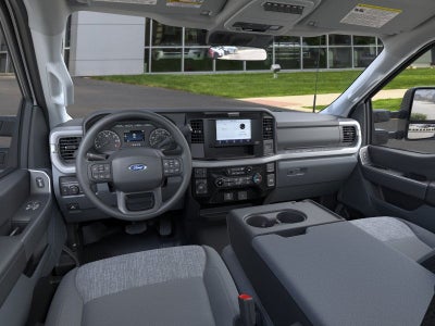 2026 Ford Super Duty F-350® XLT