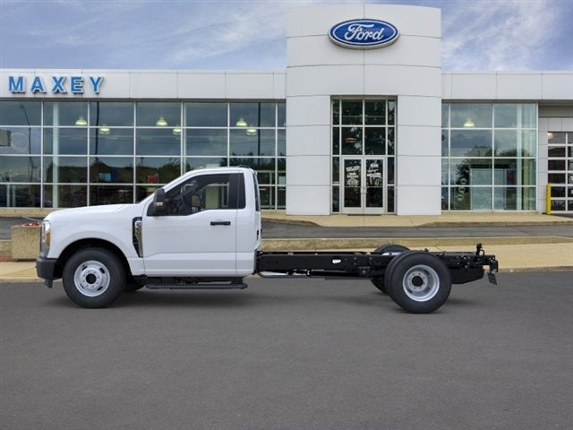 2026 Ford Chassis Cab F-350® XL