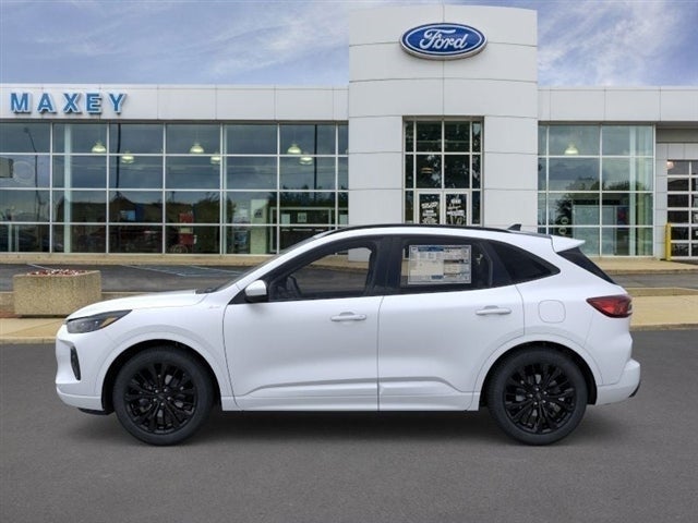 2026 Ford Escape ST-Line Elite