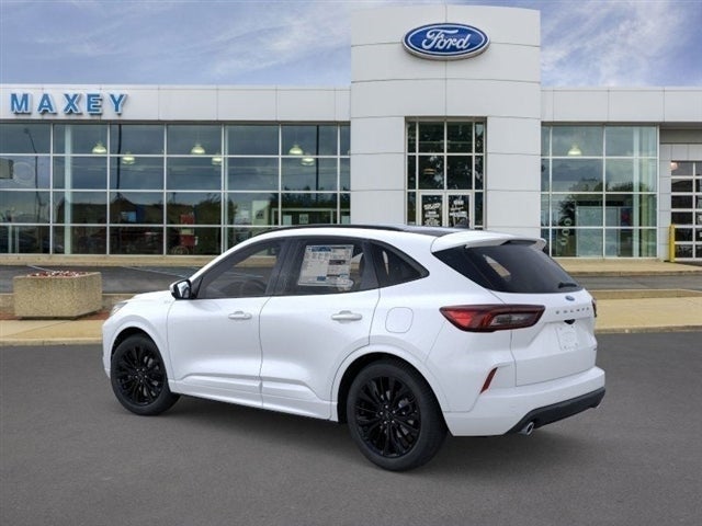 2026 Ford Escape ST-Line Elite