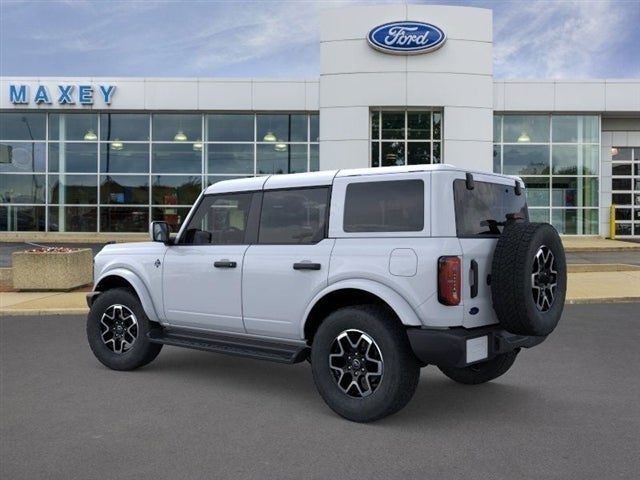 2026 Ford Bronco Outer Banks®