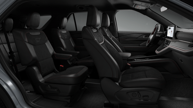 2026 Ford Explorer ST - Photo 28