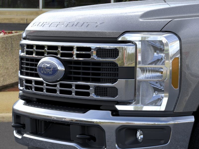 2026 Ford Super Duty F-350® XLT