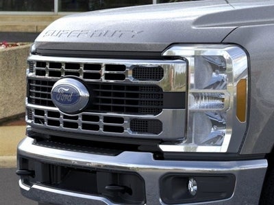 2026 Ford Super Duty F-350® XLT
