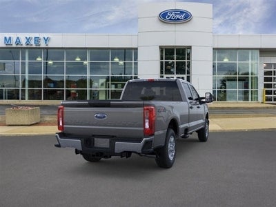 2026 Ford Super Duty F-350® XLT