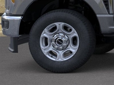 2026 Ford Super Duty F-350® XLT