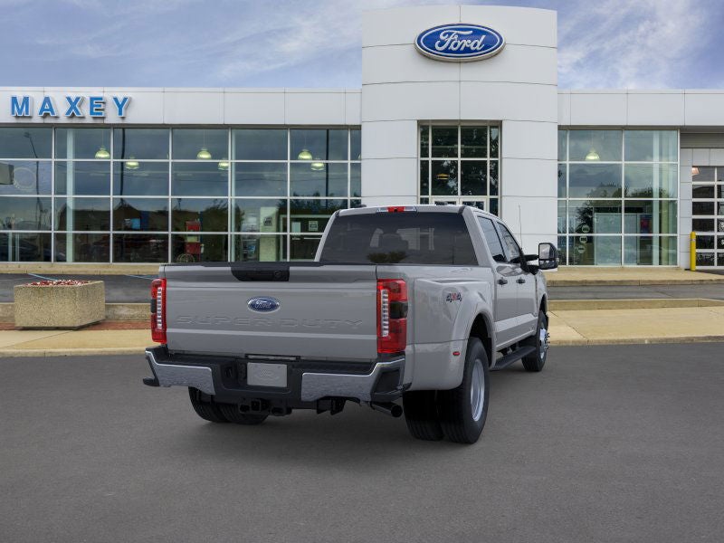 2026 Ford Super Duty F-350® XLT