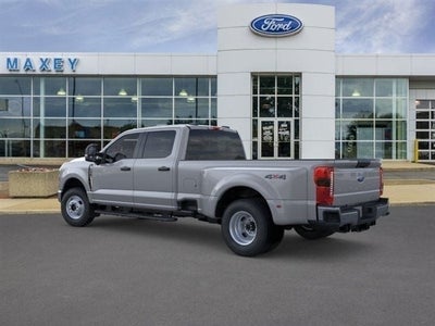 2026 Ford Super Duty F-350® XLT
