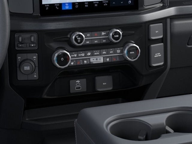 2026 Ford Super Duty F-450® Lariat®