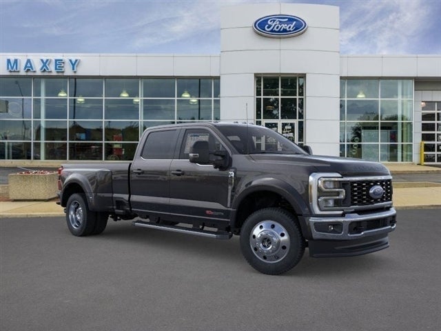 2026 Ford Super Duty F-450® Lariat®