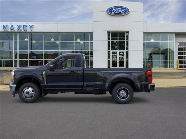 2026 Ford Super Duty F-350® XLT
