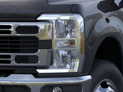 2026 Ford Super Duty F-350® XLT