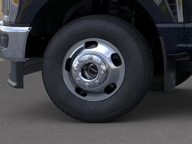 2026 Ford Super Duty F-350® XLT