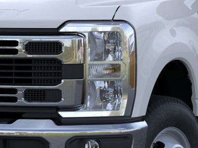 2026 Ford Super Duty F-350® XLT