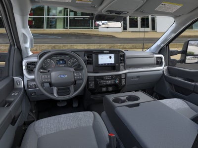 2026 Ford Super Duty F-350® XLT