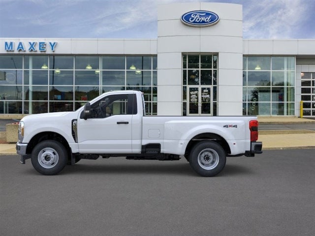 2026 Ford Super Duty F-350® XLT