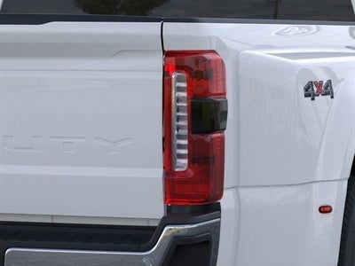 2026 Ford Super Duty F-350® XLT