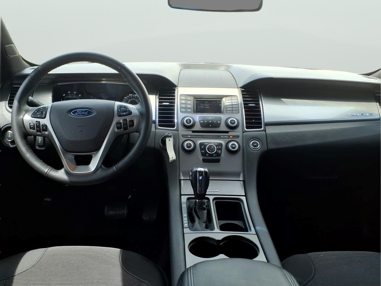2018 Ford Taurus SEL