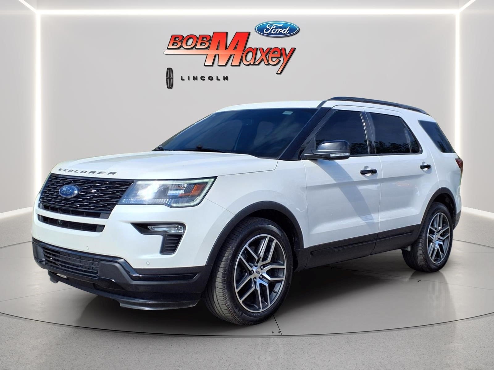 2019 Ford Explorer Sport 4WD's photo