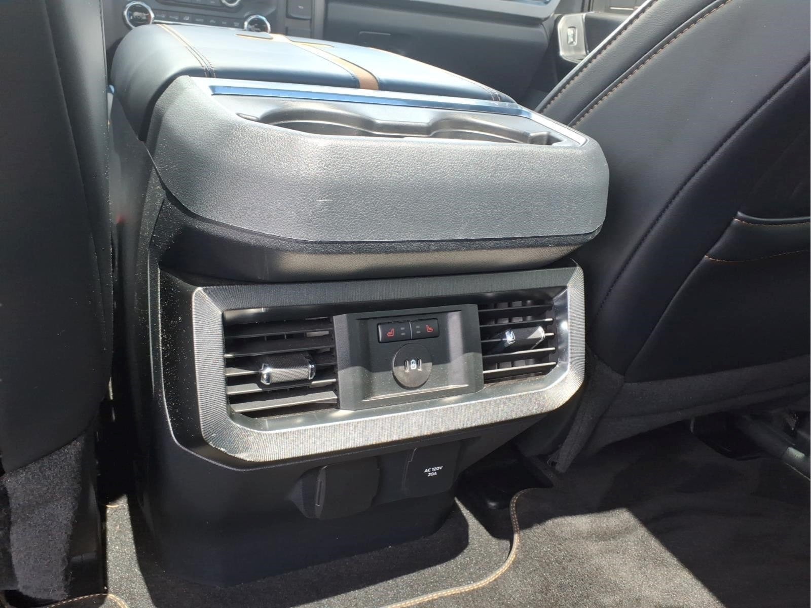 2024 Ford F-350 Super Duty Platinum