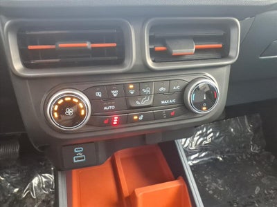 2023 Ford Maverick XLT Hybrid