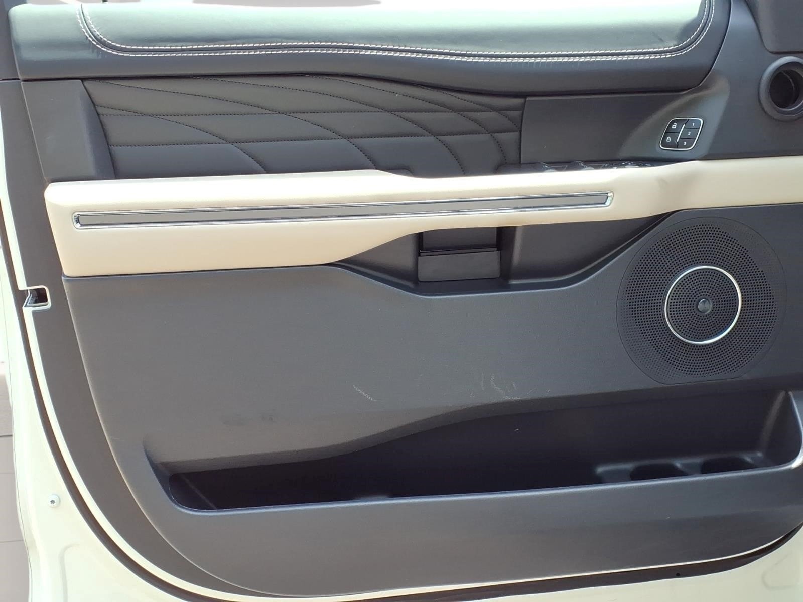 2024 Ford Expedition MAX Platinum
