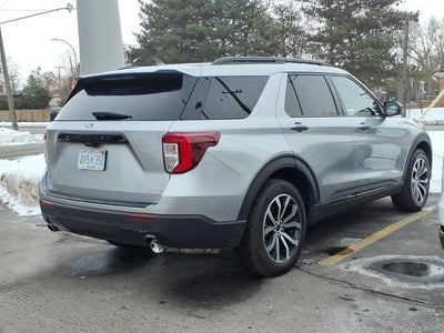 2022 Ford Explorer ST-Line