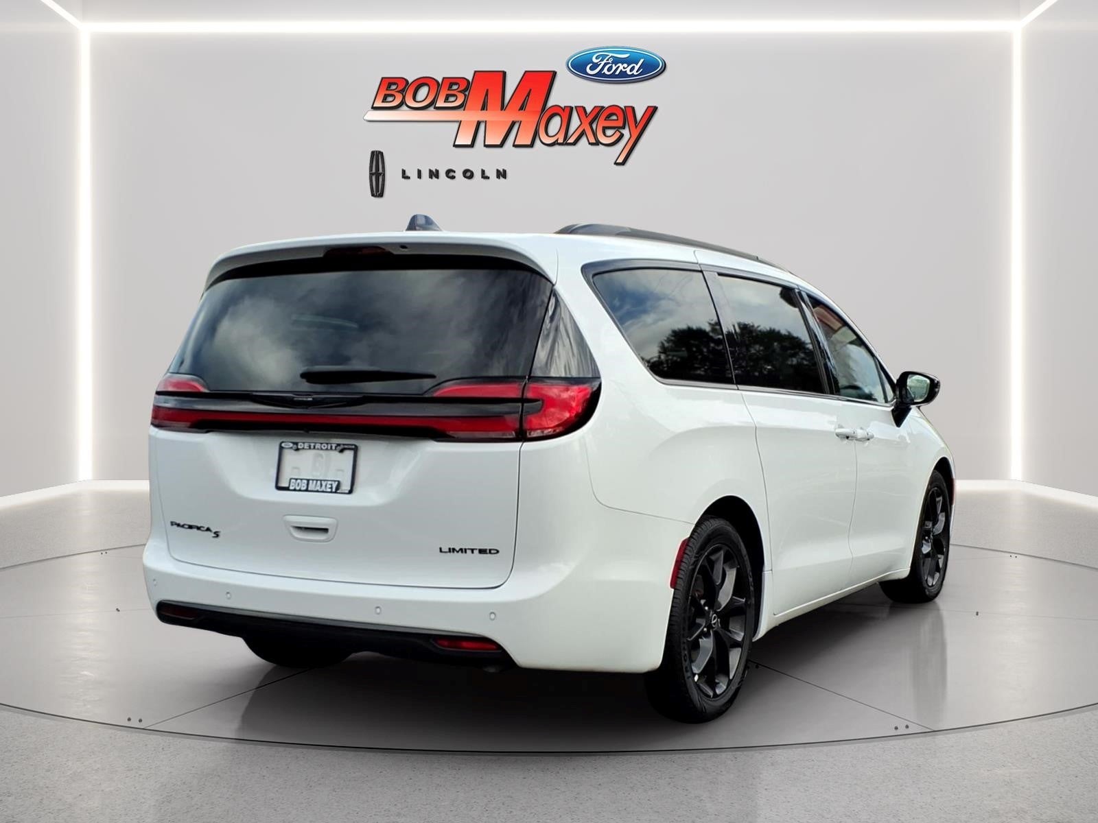 2025 Chrysler Pacifica Limited