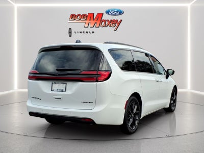 2025 Chrysler Pacifica Limited