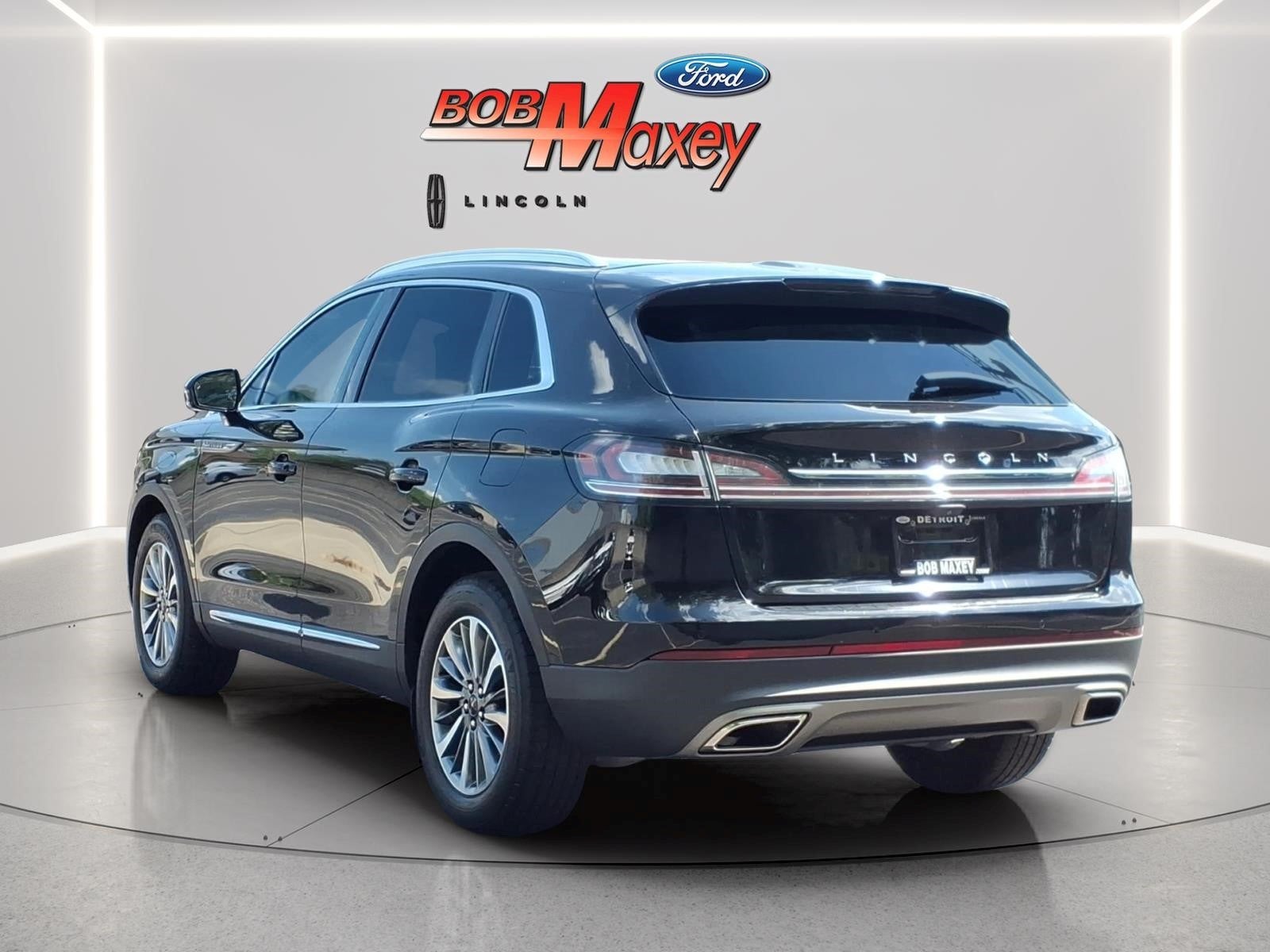 2023 Lincoln Nautilus Standard