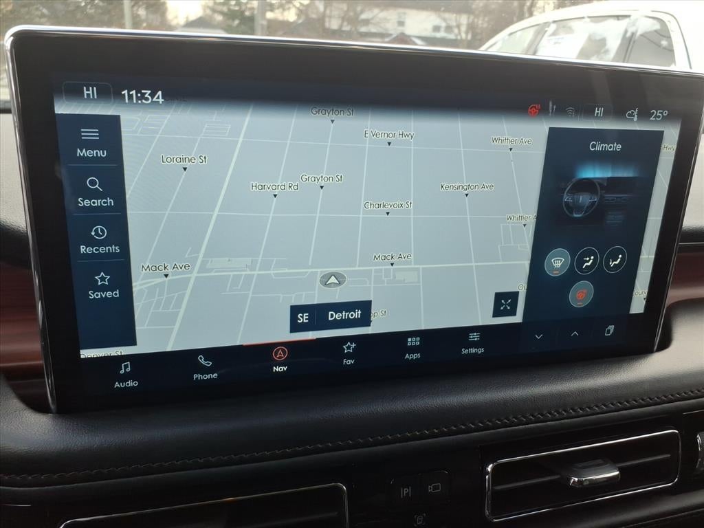 2022 Lincoln Nautilus Reserve