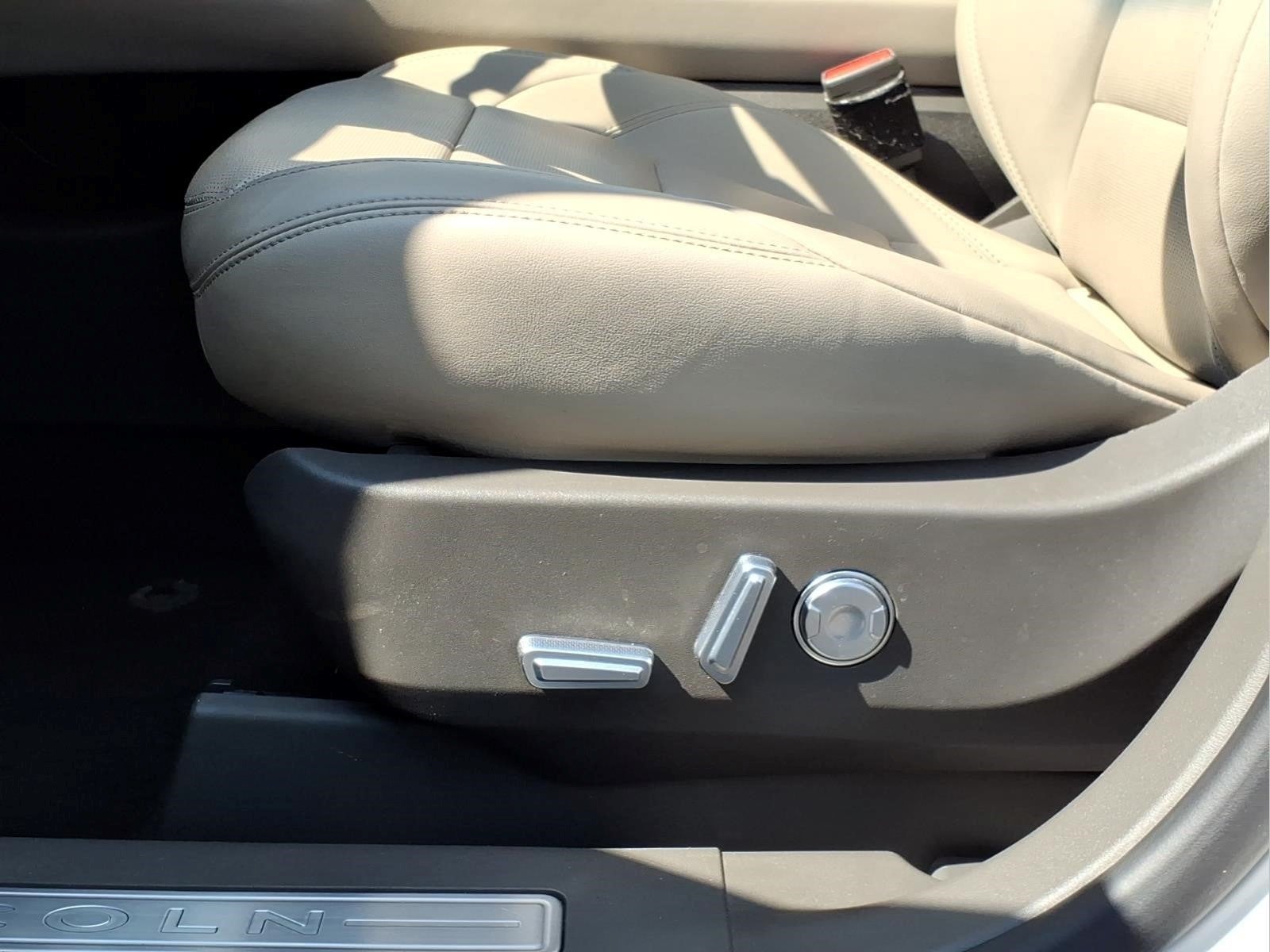 2024 Lincoln Nautilus Hybrid Premiere
