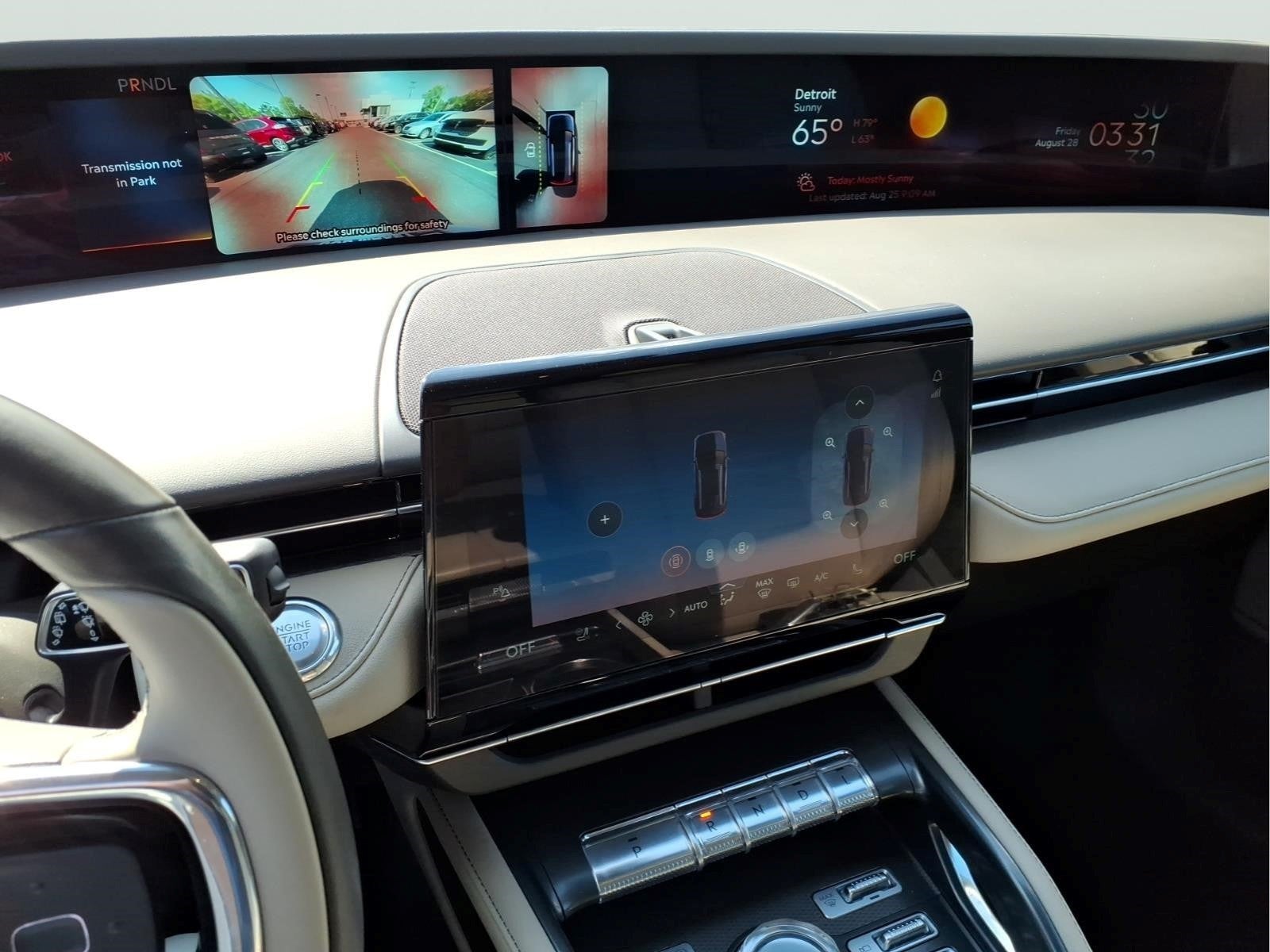 2024 Lincoln Nautilus Hybrid Premiere