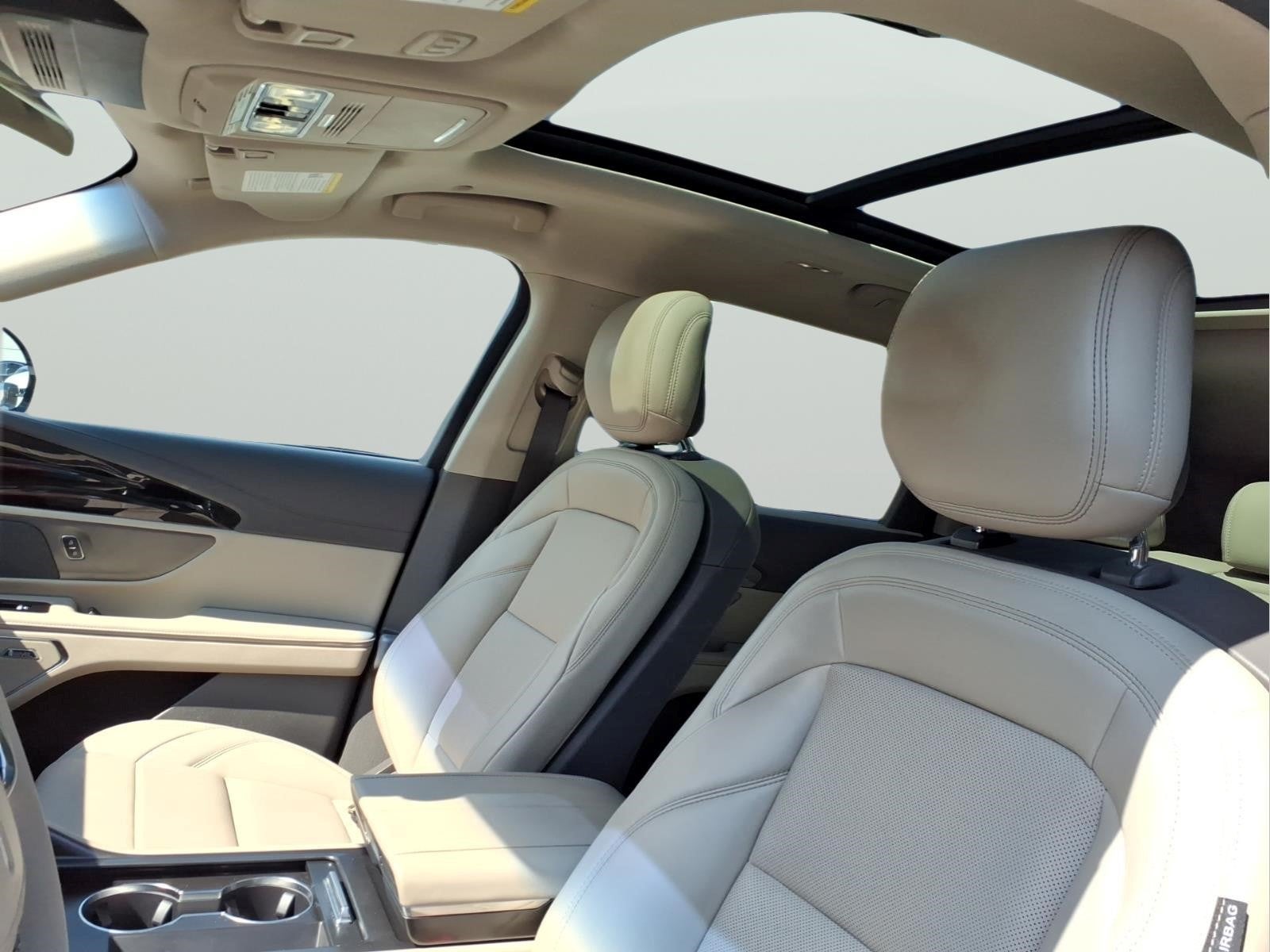 2024 Lincoln Nautilus Hybrid Premiere