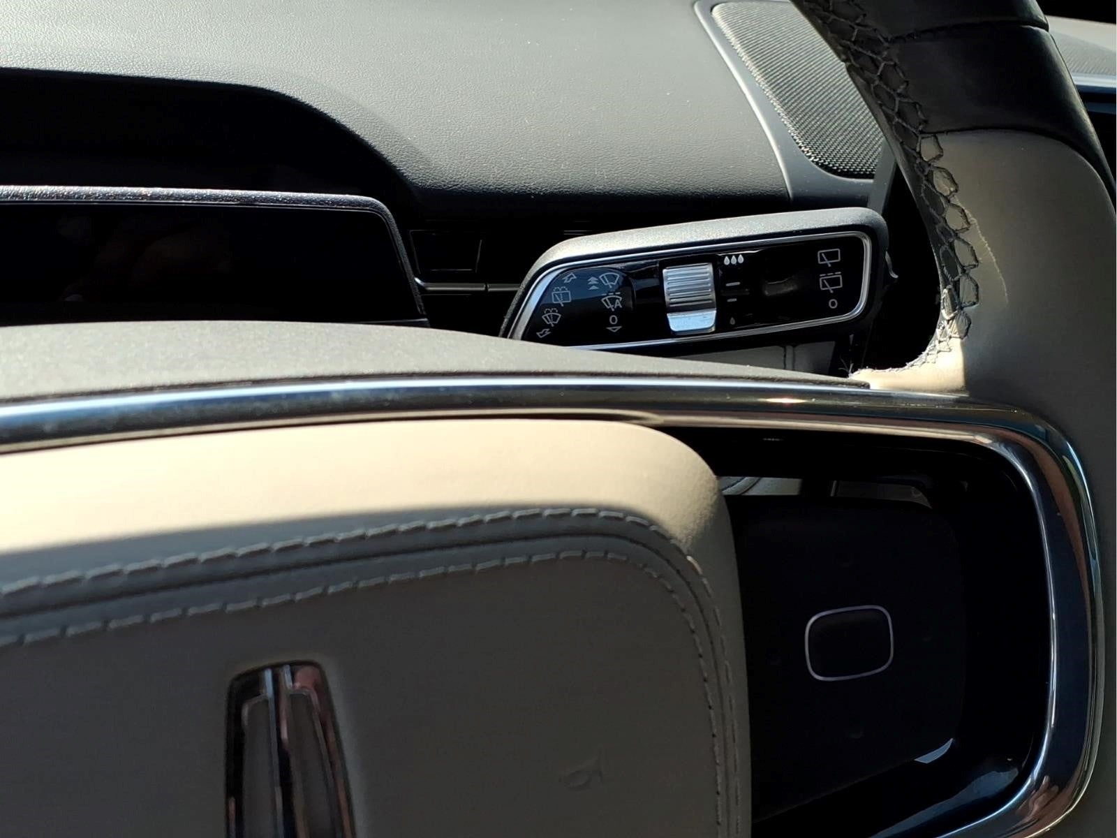2024 Lincoln Nautilus Hybrid Premiere