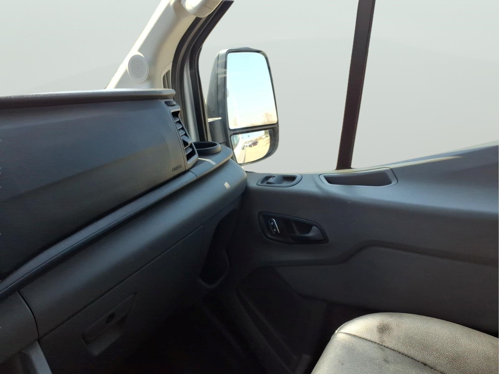 2023 Ford Transit Base