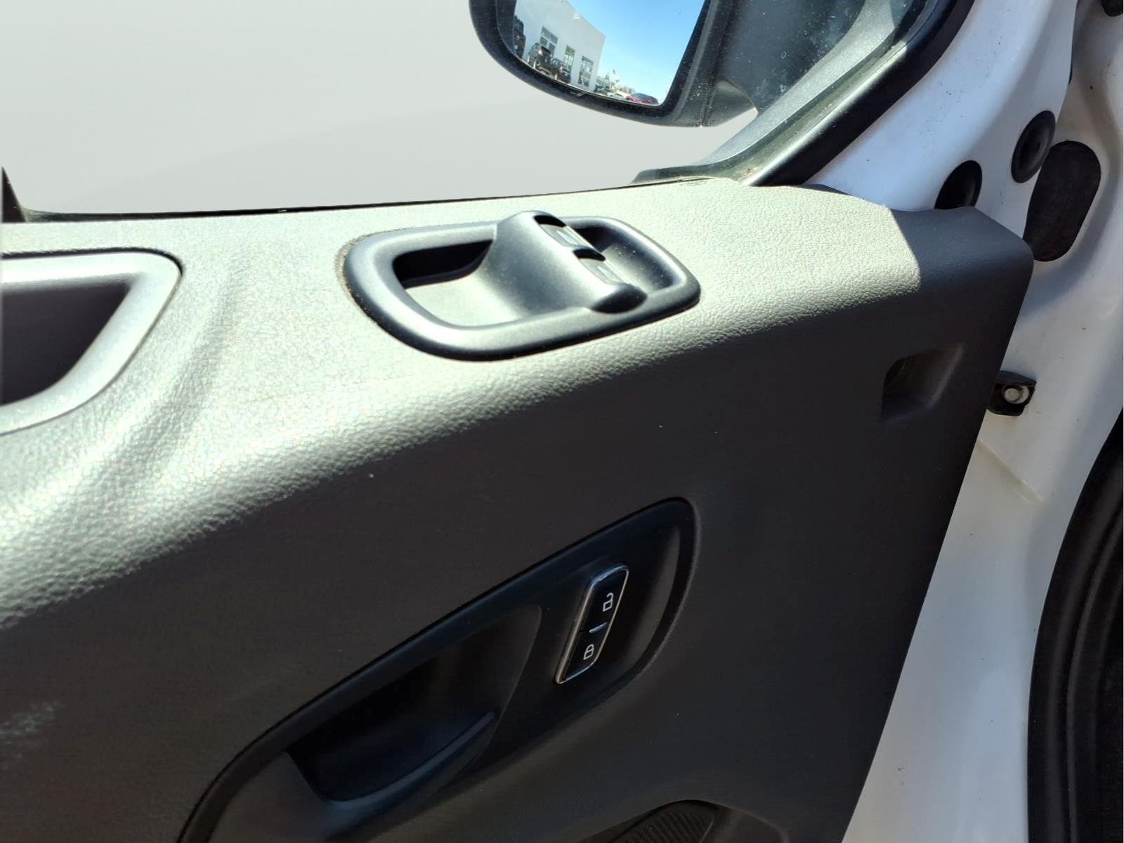 2023 Ford Transit Base