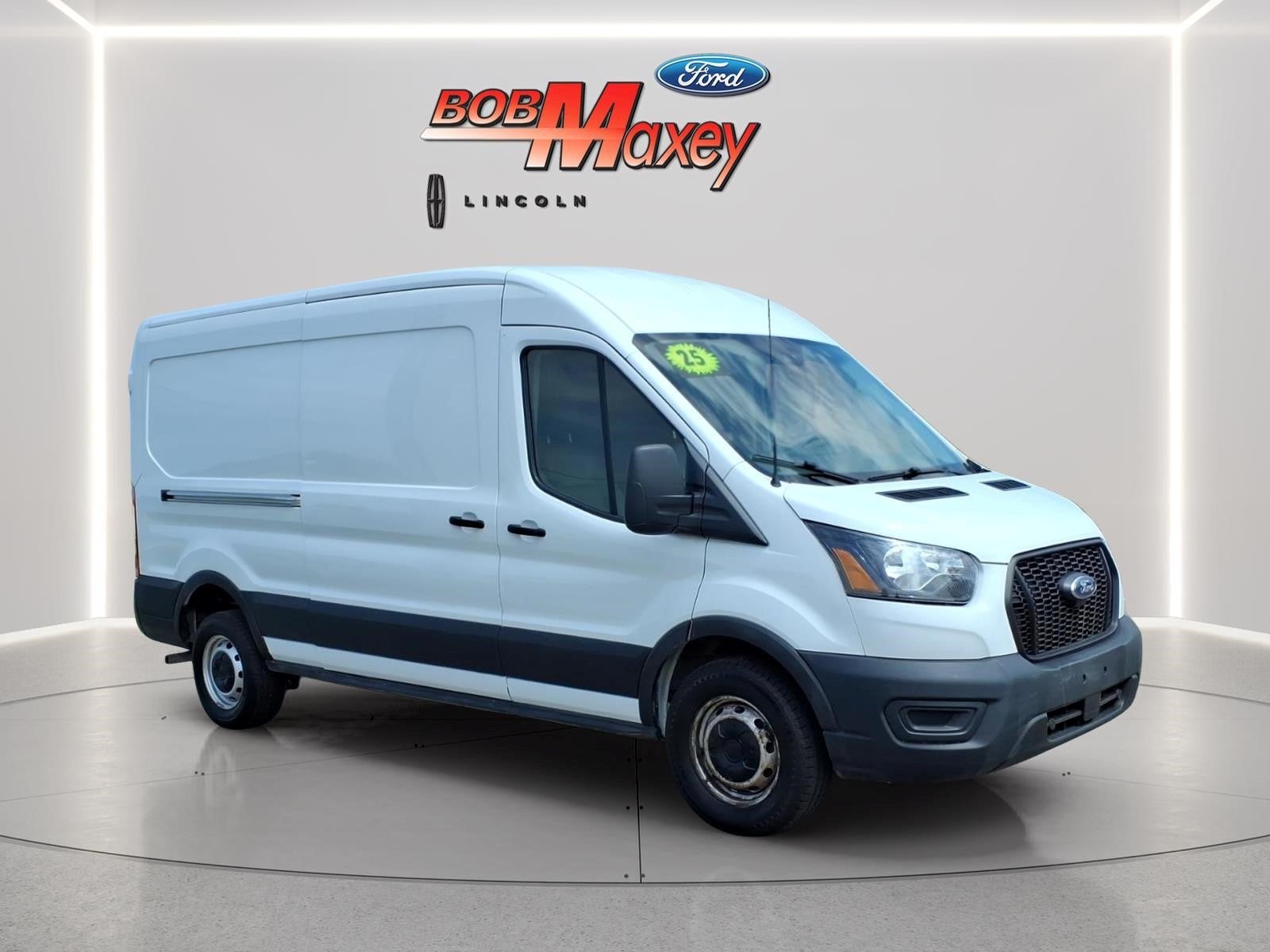 2023 Ford Transit Base